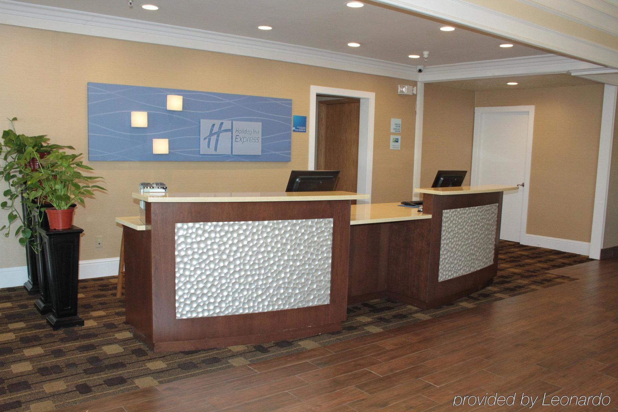 Holiday Inn Express Corning By Ihg Ngoại thất bức ảnh
